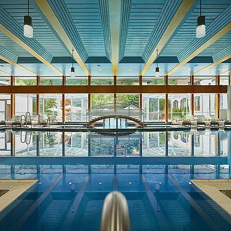 Sleeps 4 Pool Wifi T031621 Apartment Zermatt