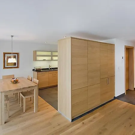 Sleeps 4 Pool Wifi T031621 Apartment *